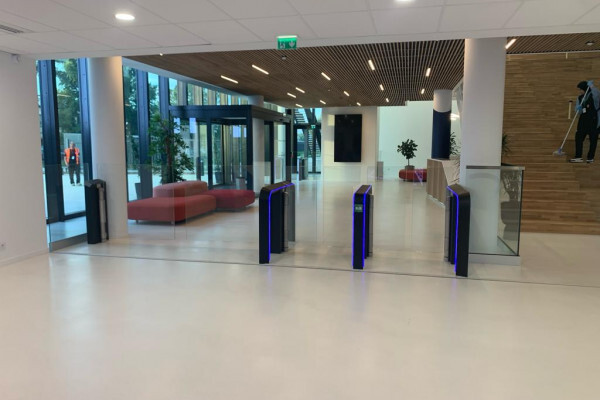 C.G.B. Taluyers applicateur de revêtement en béton coulé poli Lyon